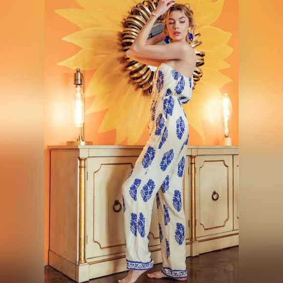 Kori One Shoulder Jumpsuit - Picture 3 of 4